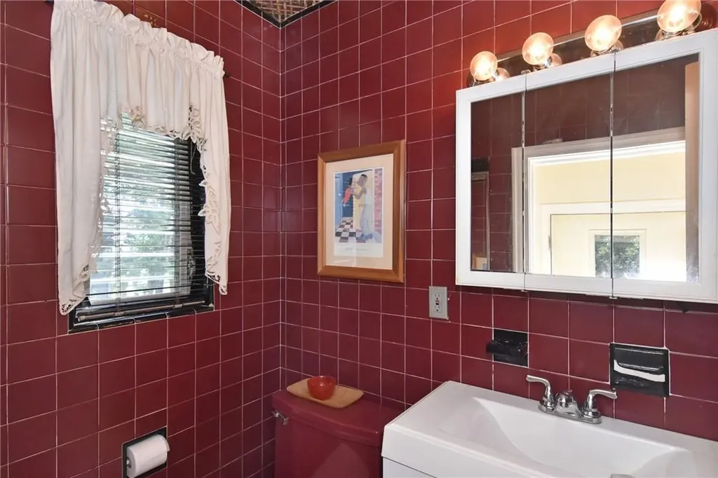114 Bruce Avenue Mount Vernon NY 10552