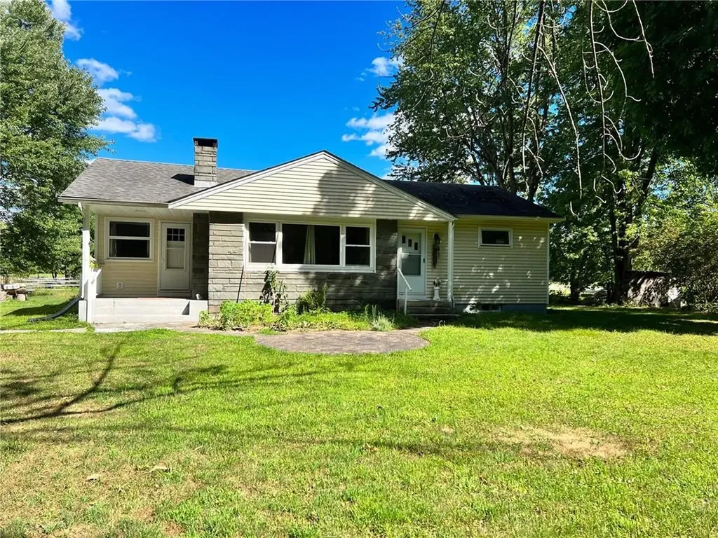 22 Canal Drive Godeffroy NY 12729