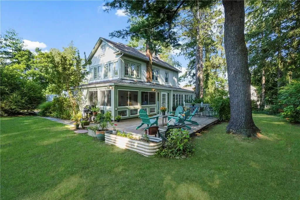 718 Munro Avenue Mamaroneck NY 10543