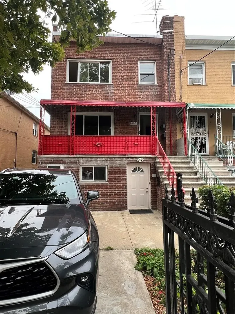 1025 E 224th Street Bronx NY 10466