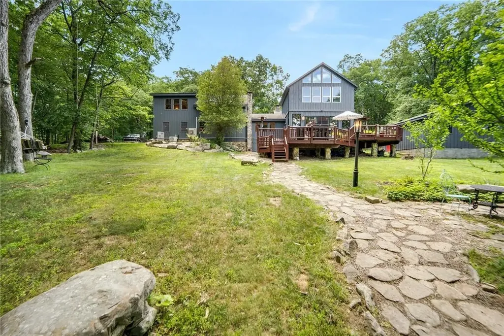 16 Brower Road Monroe NY 10950