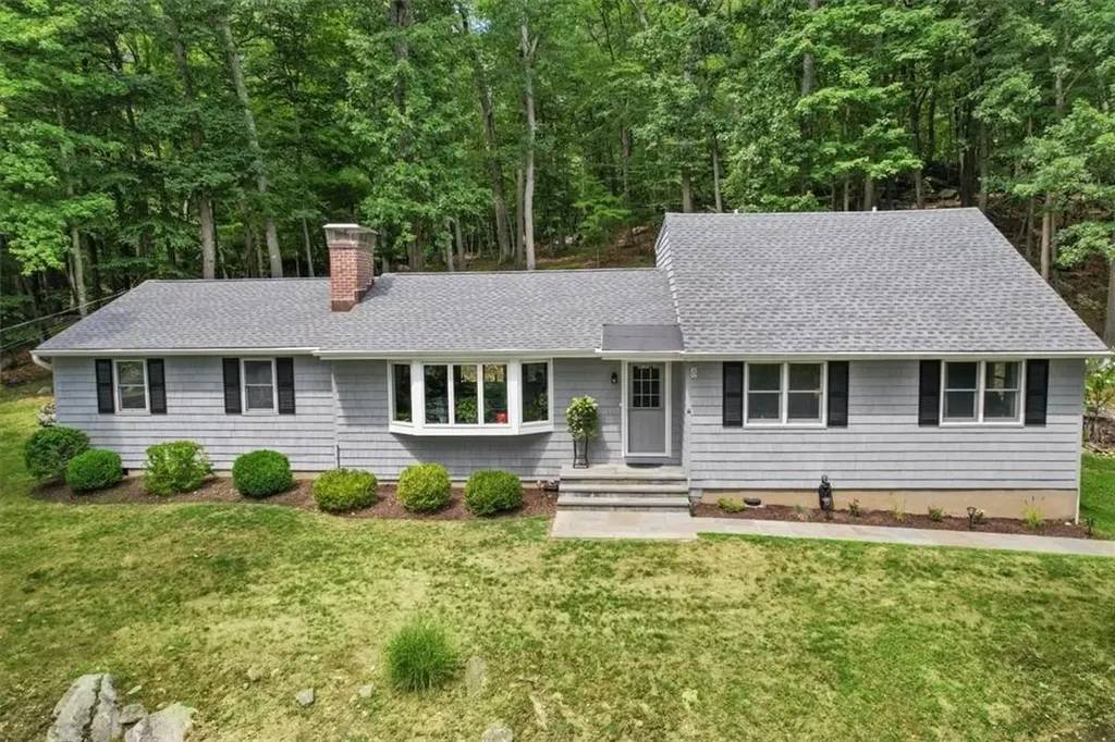 8 Lower Lakeshore Drive Katonah NY 10536
