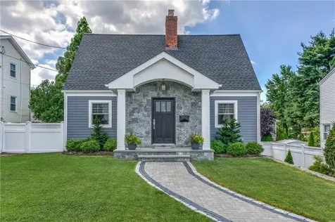 5 Leslie Road Eastchester NY 10709