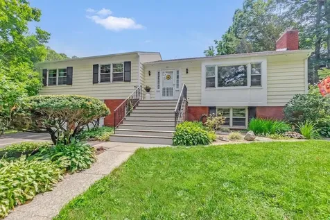 41 Cedar Lane Pleasantville NY 10570
