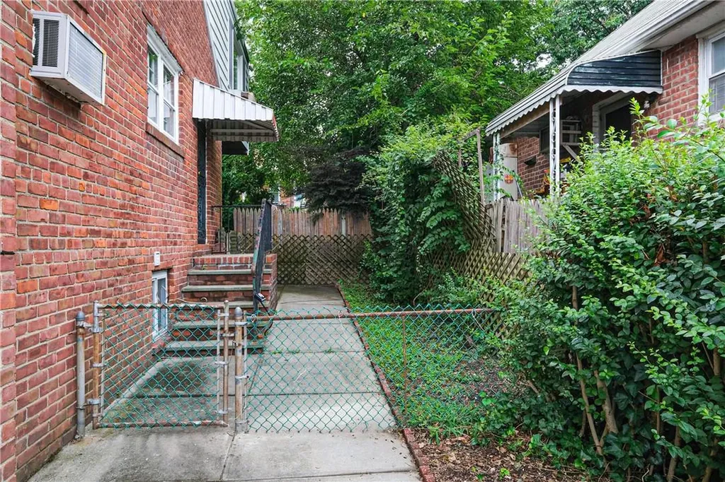 133 Sterling Avenue Yonkers NY 10704