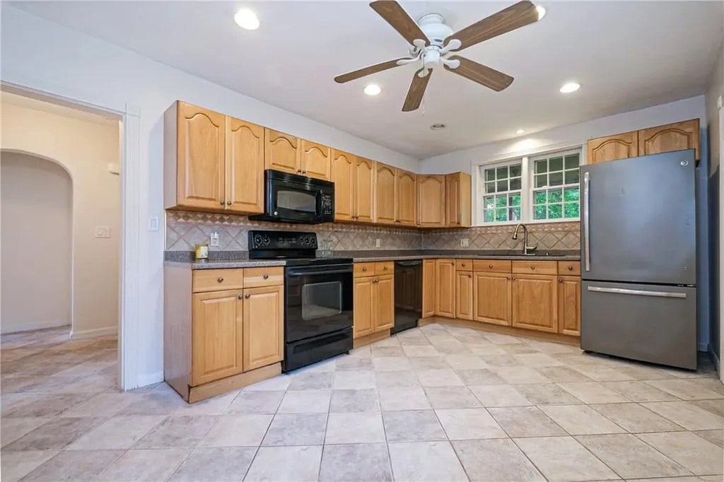 133 Sterling Avenue Yonkers NY 10704