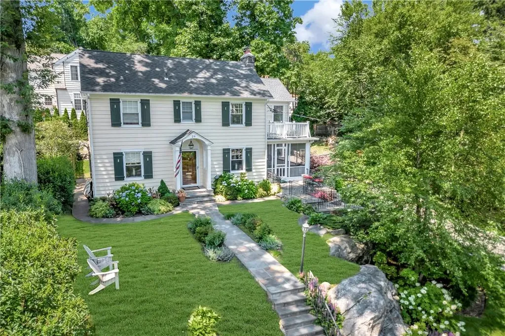 29 Stoneyside Drive Larchmont NY 10538