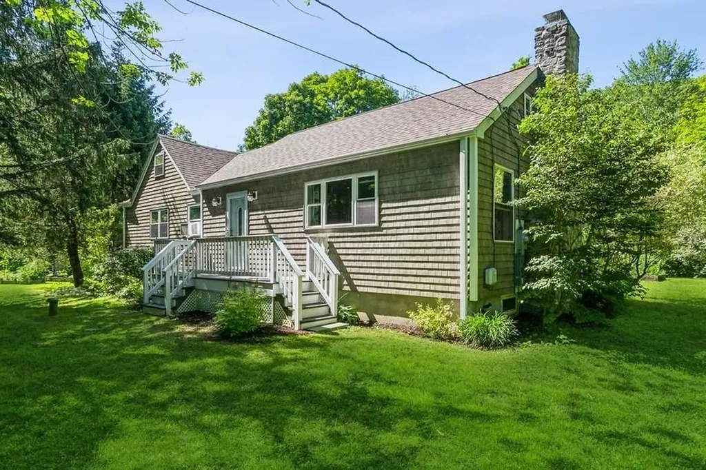 325 Route 292 Holmes NY 12531