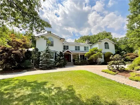 23 Leatherstocking Lane Scarsdale NY 10583