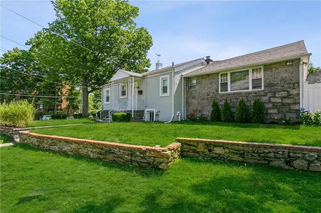 1092 Midland Avenue Bronxville NY 10708