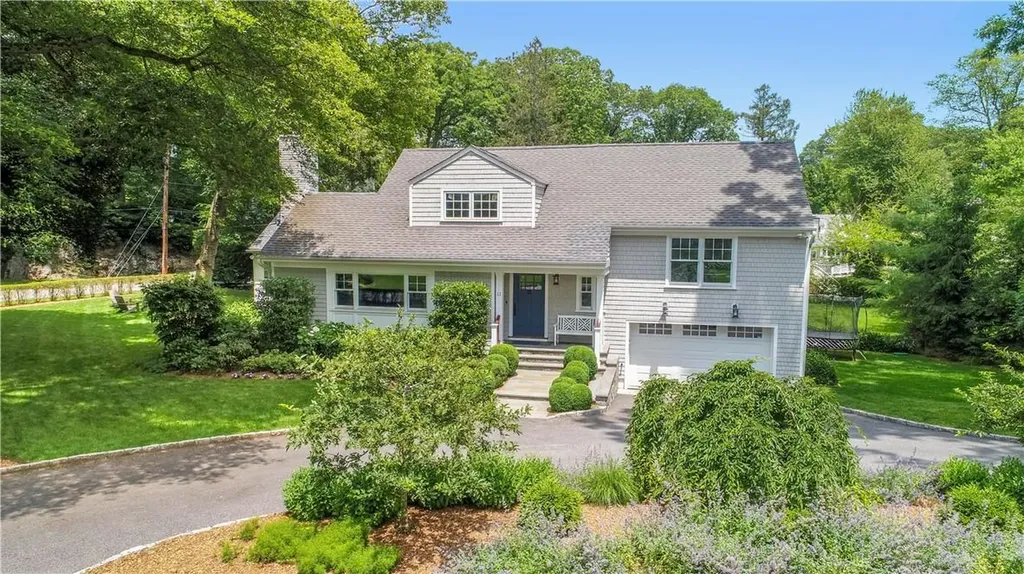 11 Woods Way Larchmont NY 10538