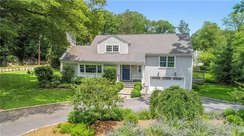 11 Woods Way Larchmont NY 10538