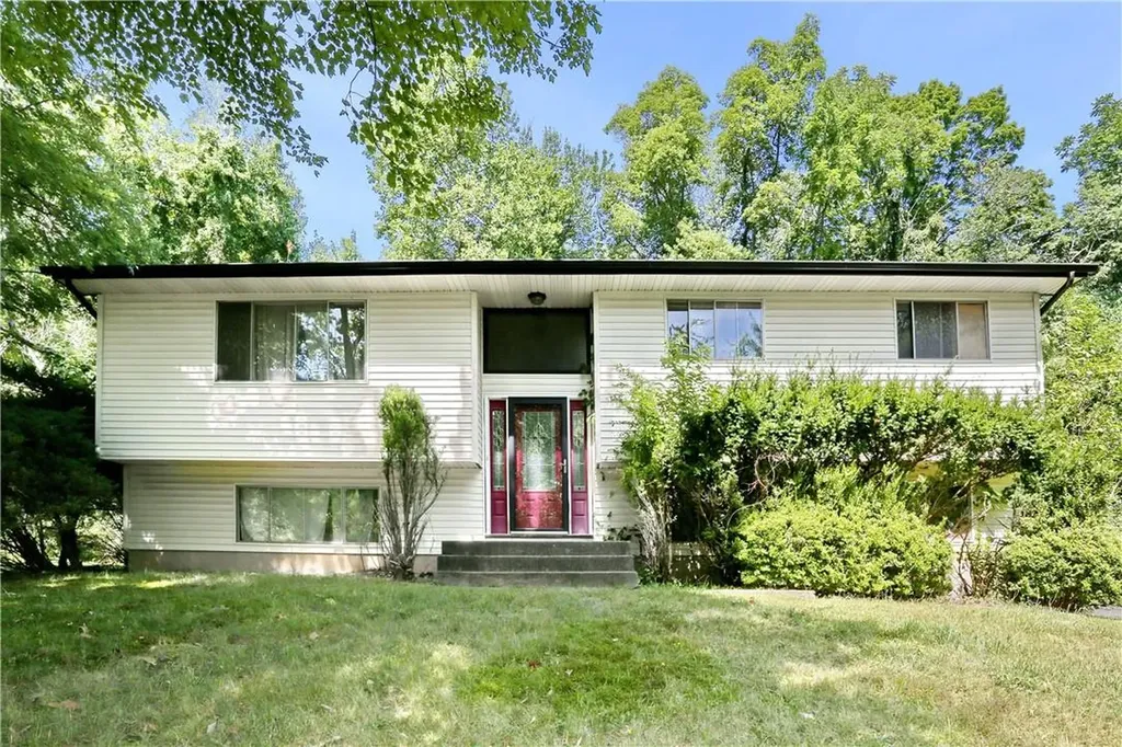 3 Jean Lane Monsey NY 10952