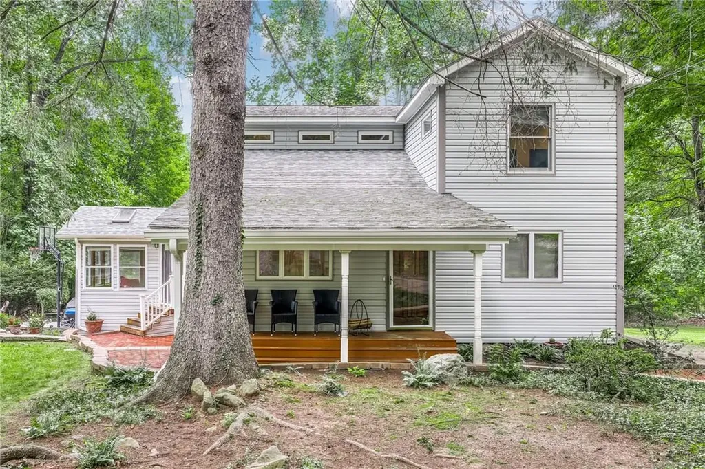 19 Farview Terrace Airmont NY 10901