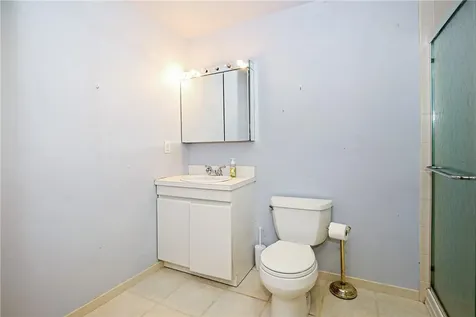33 Inverness Court White Plains NY 10605