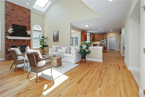 33 Inverness Court White Plains NY 10605