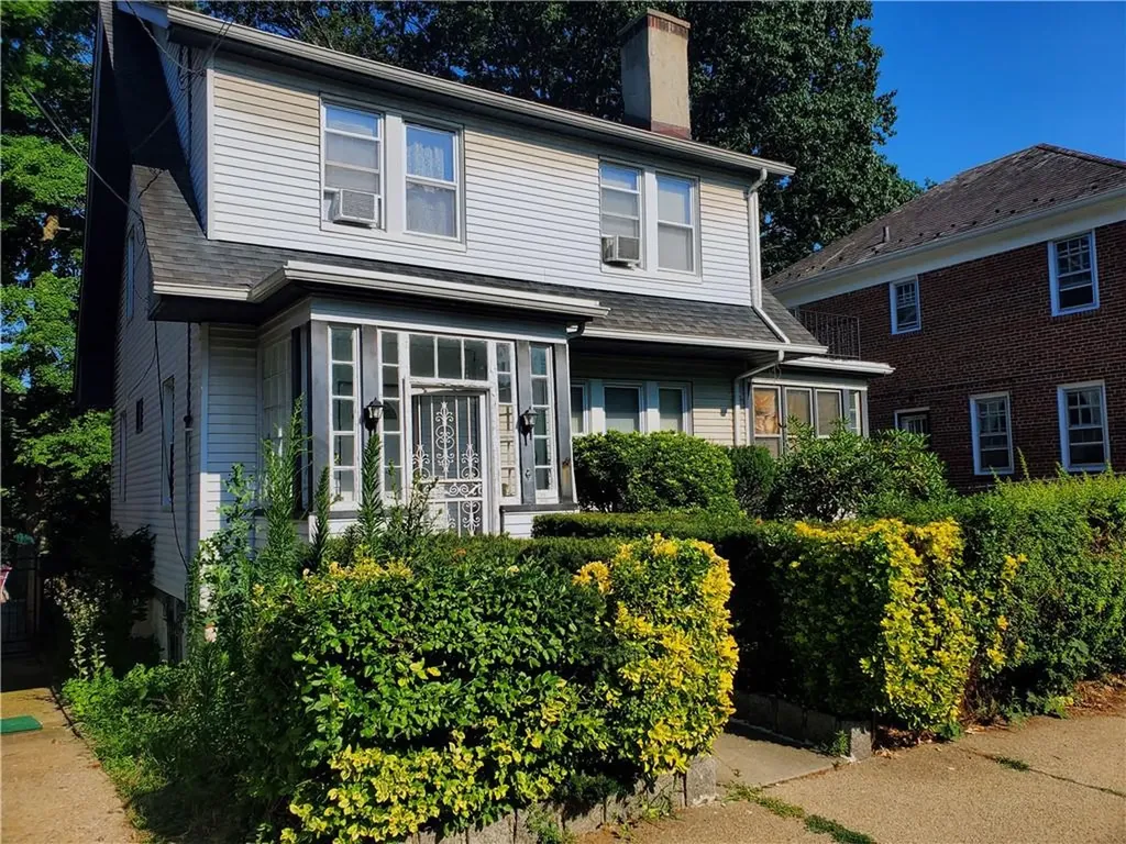 6022 Tyndall Avenue Bronx NY 10471