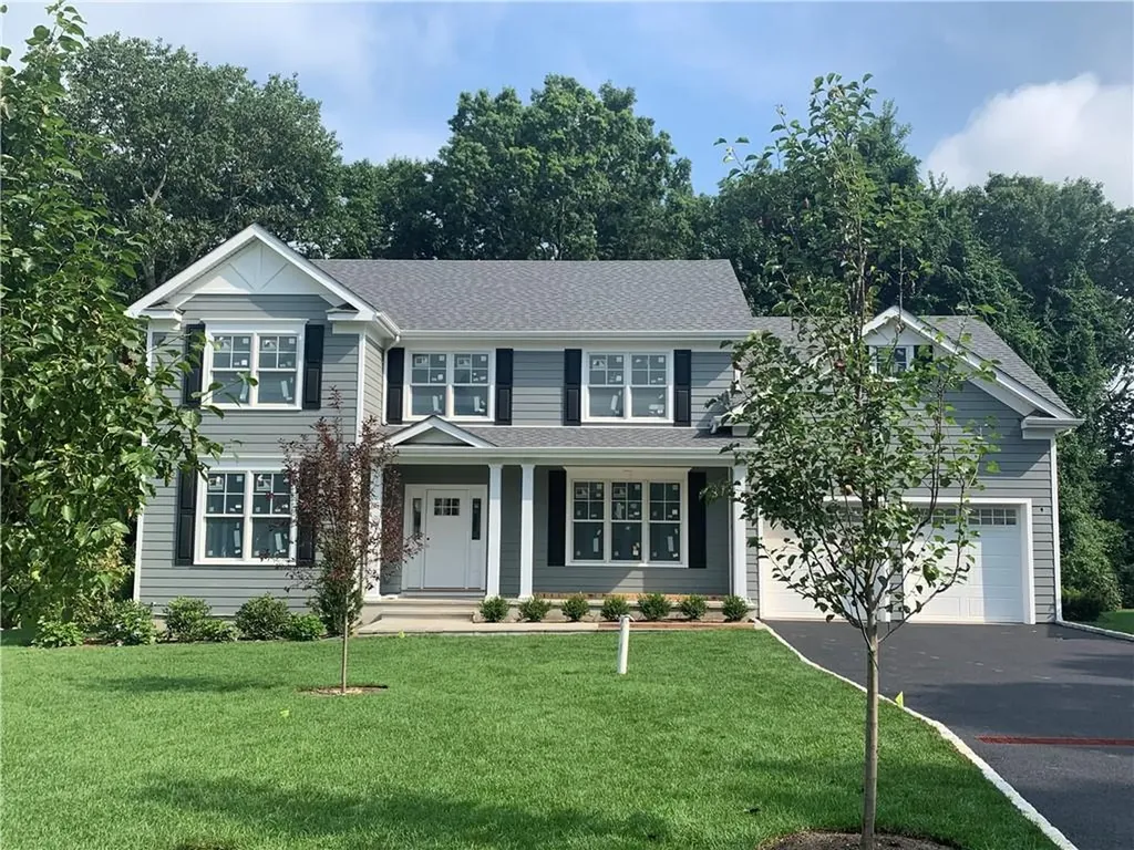 6 Gray Rock Drive Harrison NY 10528