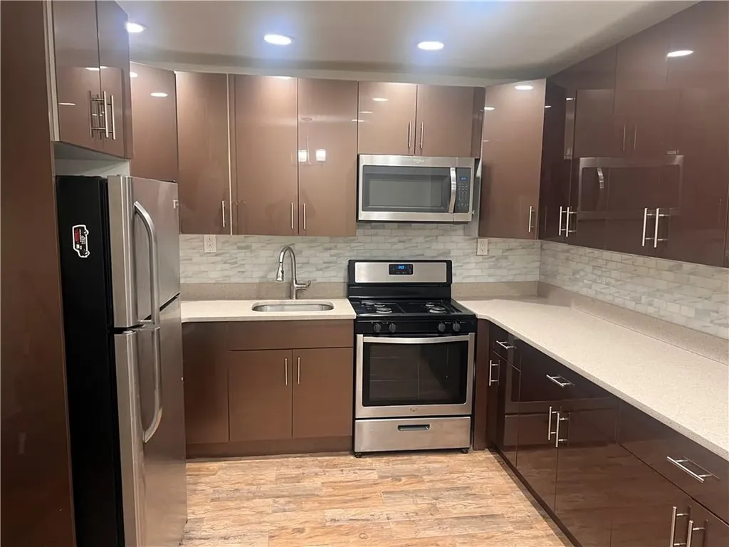 1019 E 229th Street Bronx NY 10466
