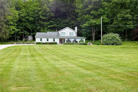 262 Old Route 55 Poughquag NY 12570