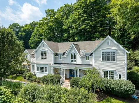 371 Whippoorwill Road Chappaqua NY 10514