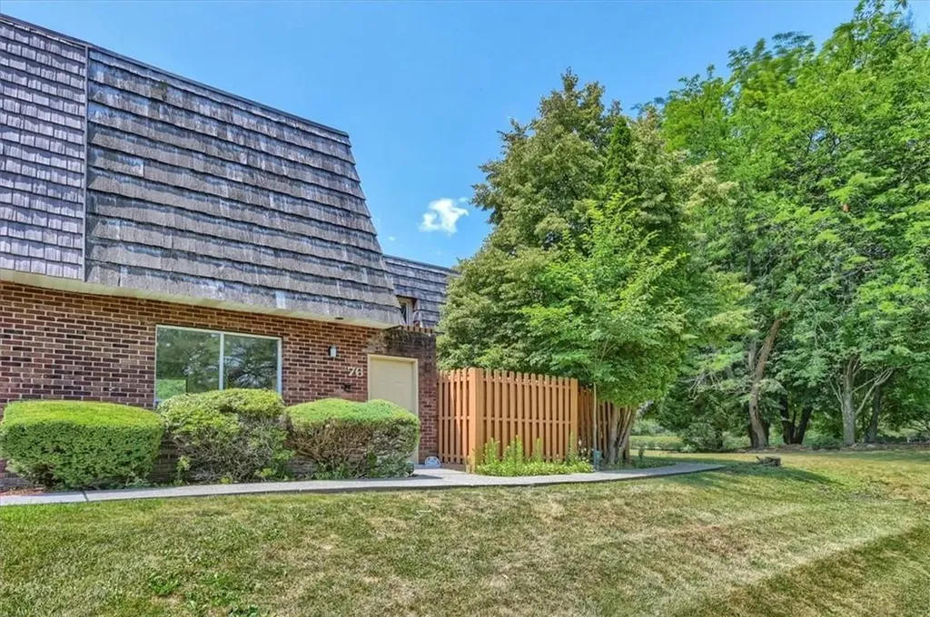 76 Laudaten Way Warwick NY 10990