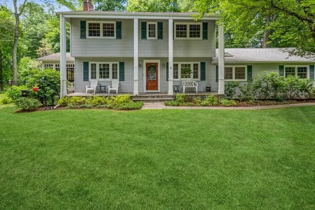 6 Canterbury Lane Suffern NY 10901