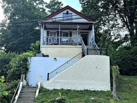 8 Wallace Place White Plains NY 10606