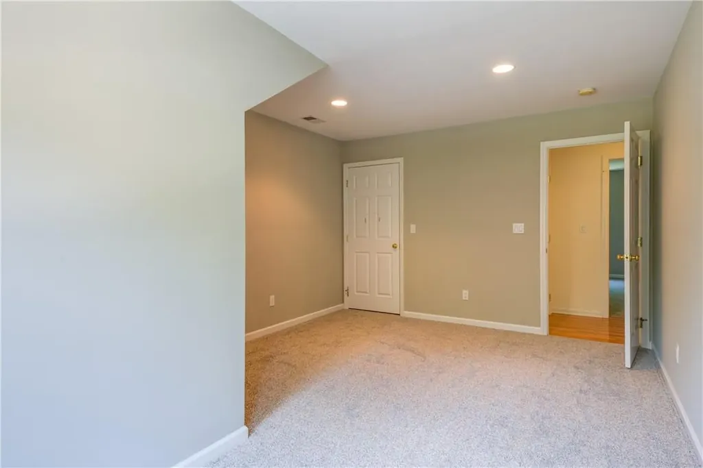 98 Travis Road Baldwin Place NY 10505