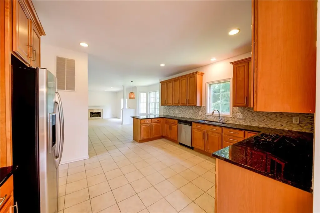 98 Travis Road Baldwin Place NY 10505