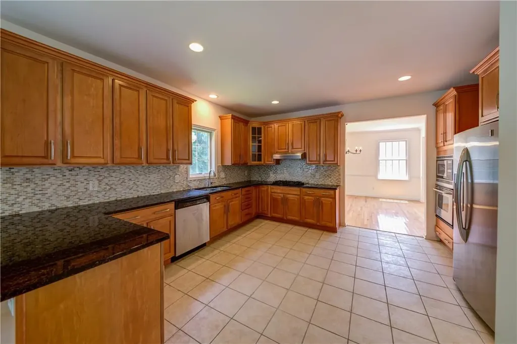 98 Travis Road Baldwin Place NY 10505