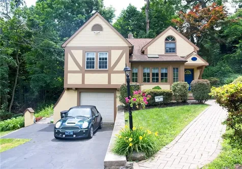 44 Sudbury Drive Yonkers NY 10710