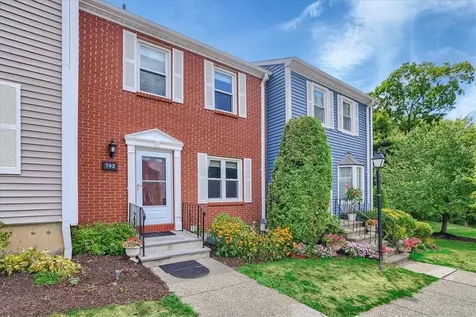 702 Mallard Way Peekskill NY 10566