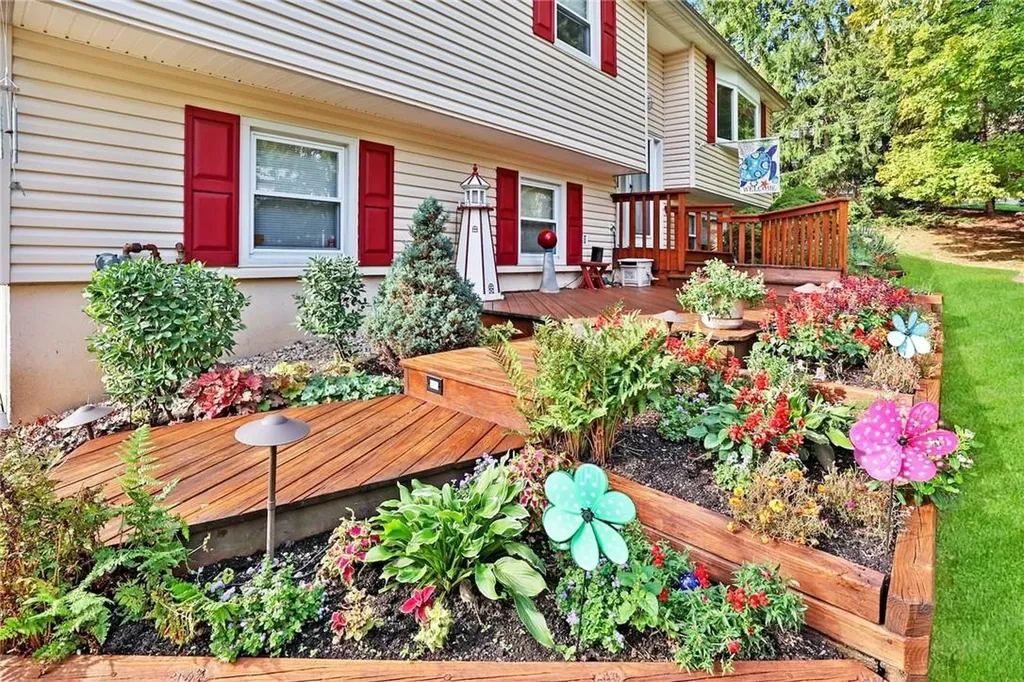 5 Five Oaks Lane Valley Cottage NY 10989
