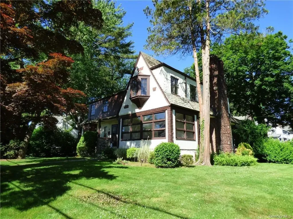 207 Madison Road Scarsdale NY 10583