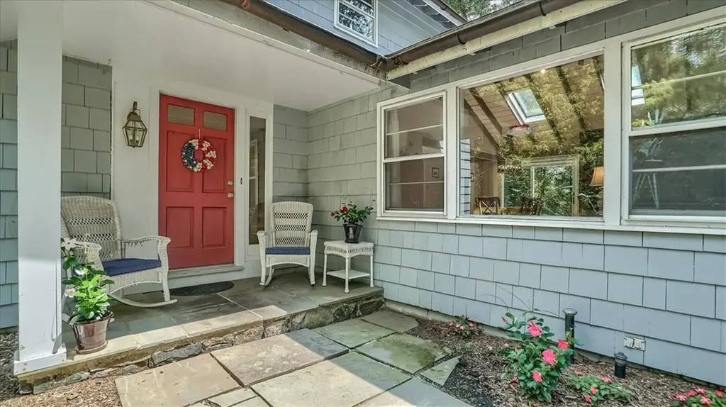 3 Tatomuck Road E Pound Ridge NY 10576