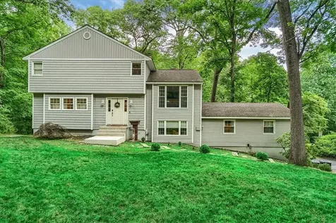 132 Park Lane West Harrison NY 10604