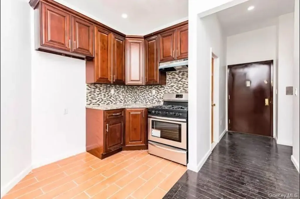 3800 White Plains Road Bronx NY 10467