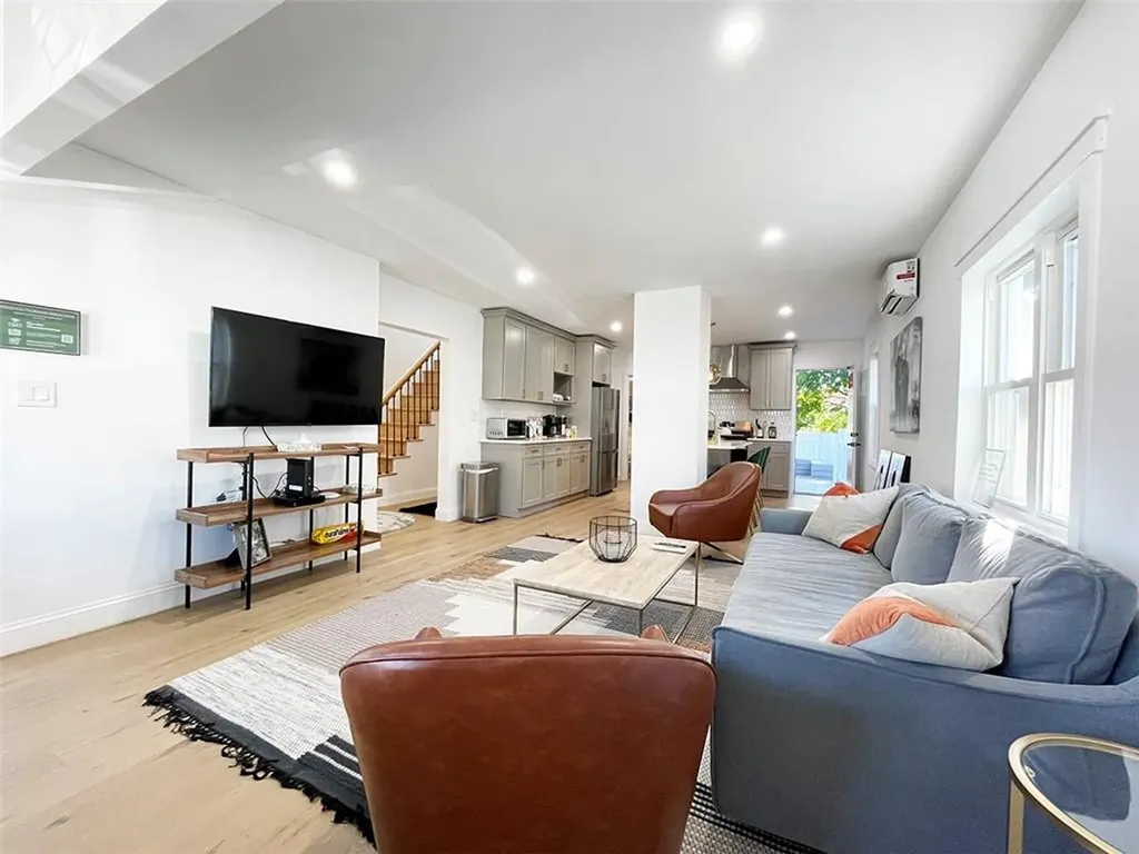 12 North Street Beacon NY 12508