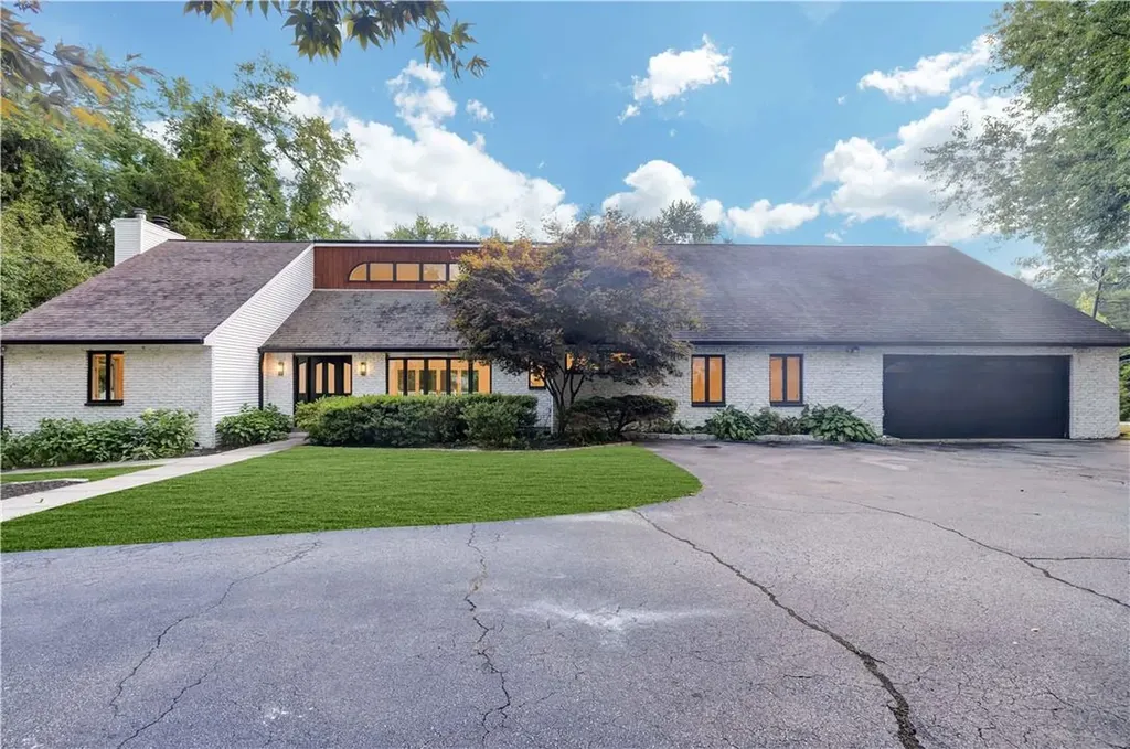 2 Sunrise Drive Mahopac NY 10541