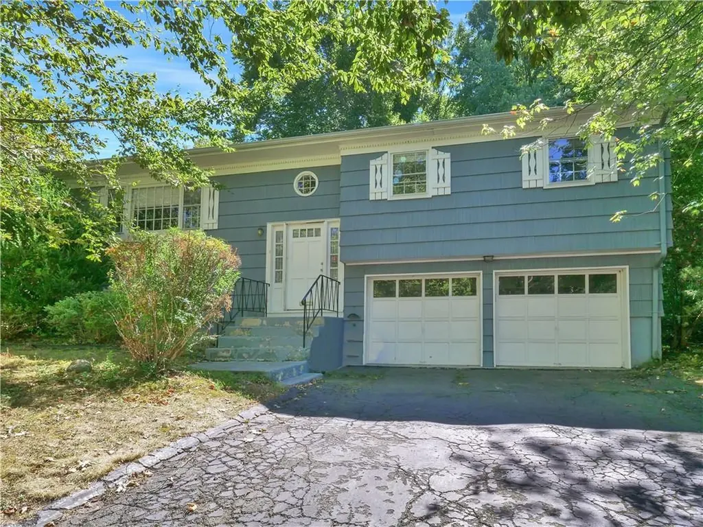 68 Sherwood Circle Nanuet NY 10954