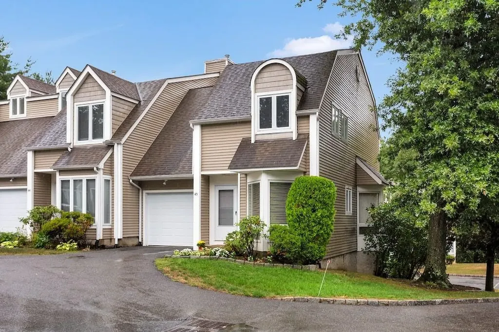 45 Spring Pond Drive Ossining NY 10562