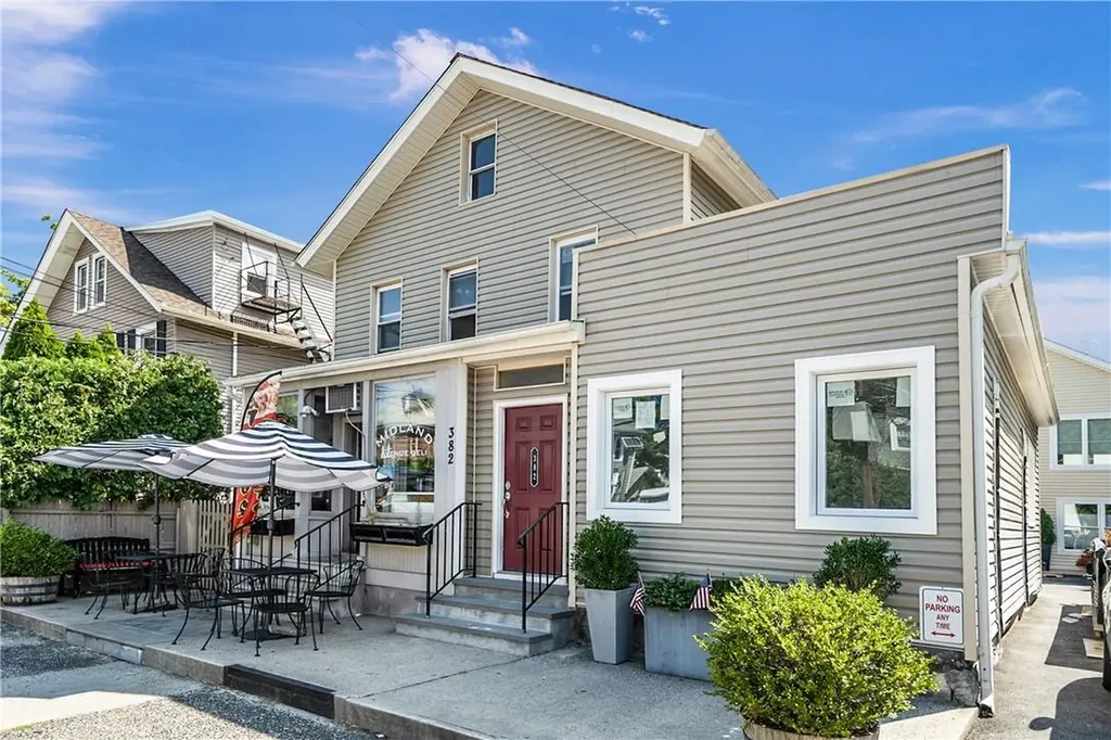 382 Midland Avenue Rye NY 10580