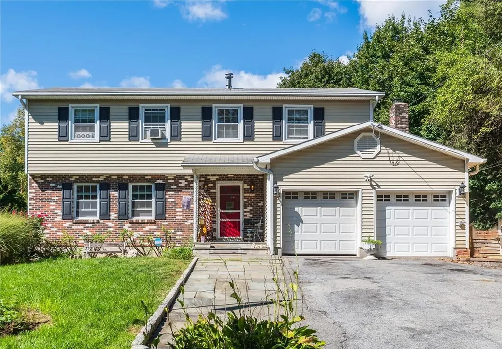 14 Orchard Street Montrose NY 10548