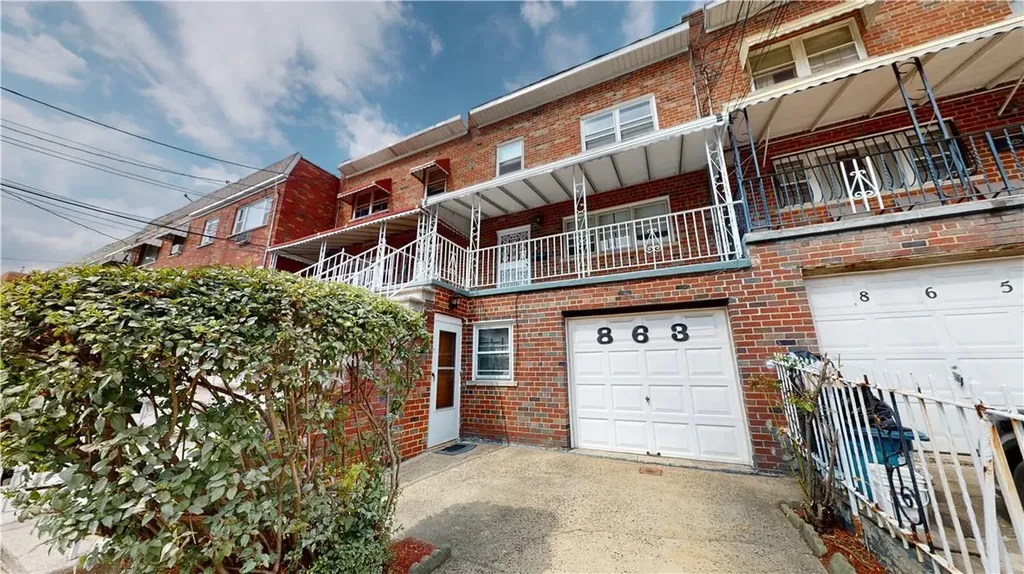 863 E 216th Street Bronx NY 10467