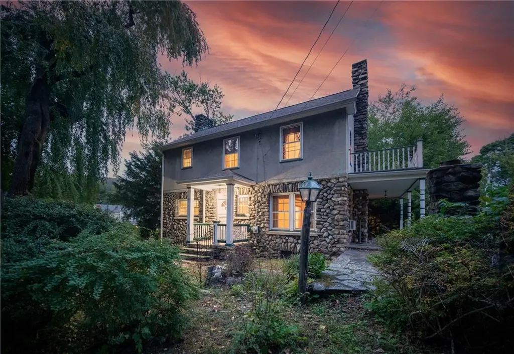 32 Webb Lane Highland Falls NY 10928