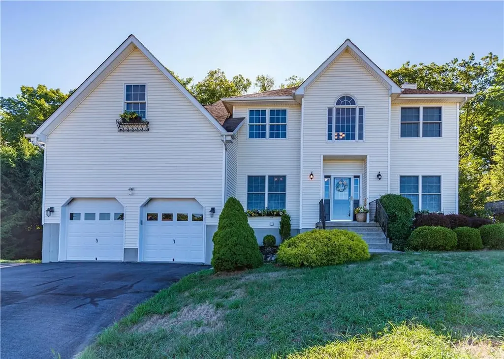 40 Mcgarrah Road Monroe NY 10950