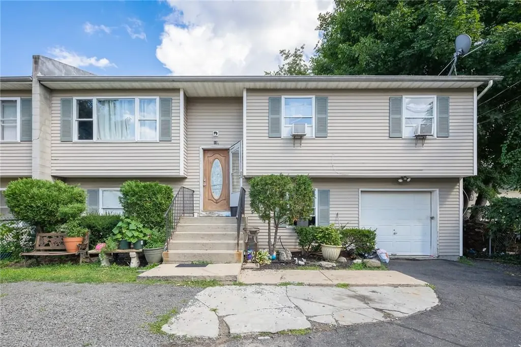 10 Johnson Street Spring Valley NY 10977