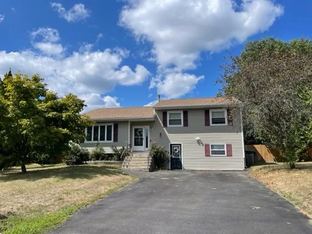 117 Bodle Circle Maybrook NY 12543