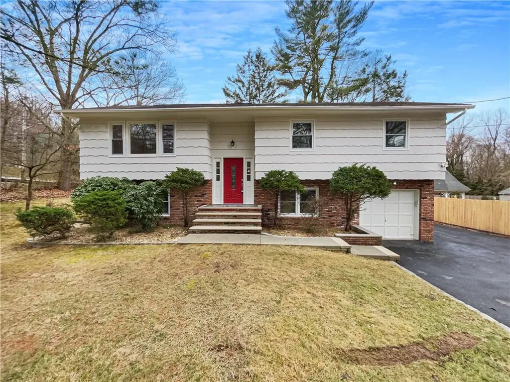 447 Oak Tree Road Palisades NY 10964